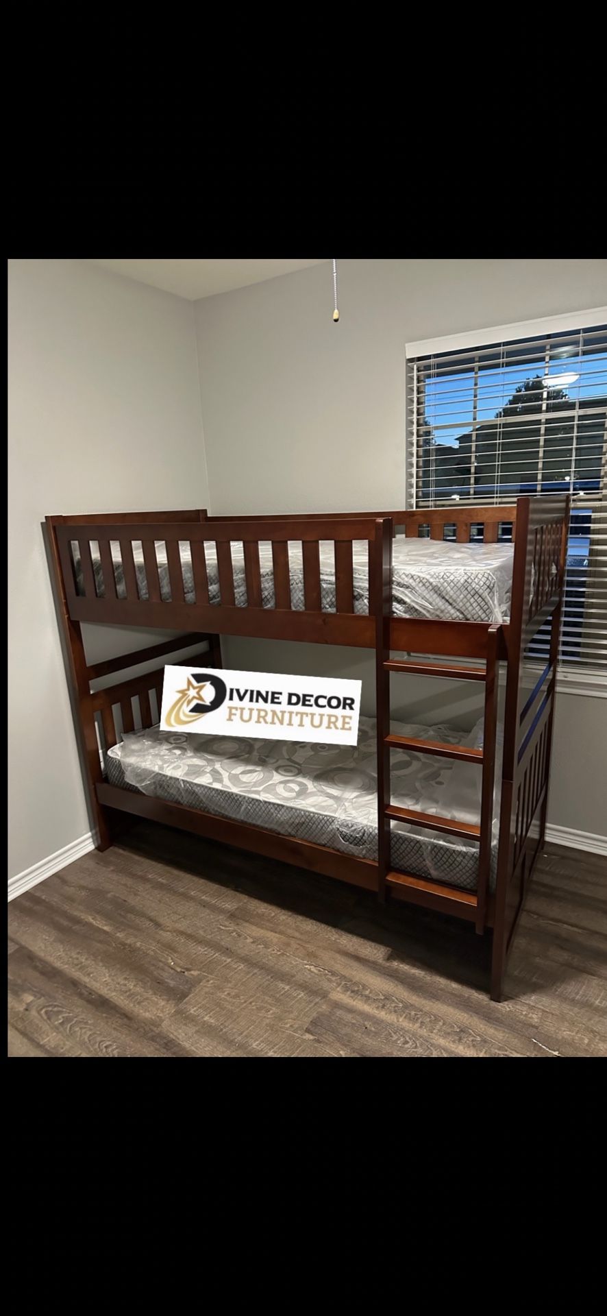 New Twin/Twin BunkBed