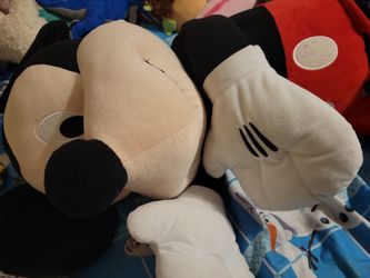 Big Plushie Mickey Mouse Excellent Condition Smoking Pet Free Large Size Very Clean ‼️ $10