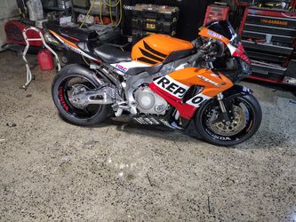 06 Honda CBR1000