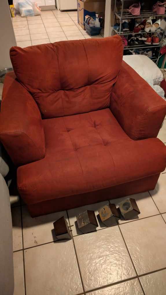 Free Sofa Chair Couch W/ Ottoman