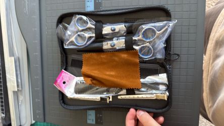 Hair cuttings siscors grooming set