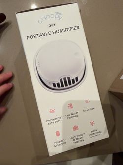 Canopy portable humidifier