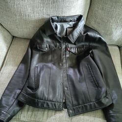 Large Brown Levi's Leather Jacket