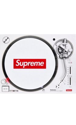 Supreme Technics Turntable Model SL-1200MK7 New for Sale in Supreme Technics Turntable Model SL-1200MK7 New for Sale in
