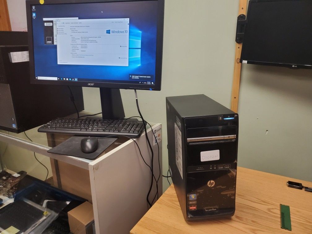 COMPLETE DESKTOP SET WITH 24' ACER MONITOR AND WIFI READY (INV. D1010N)