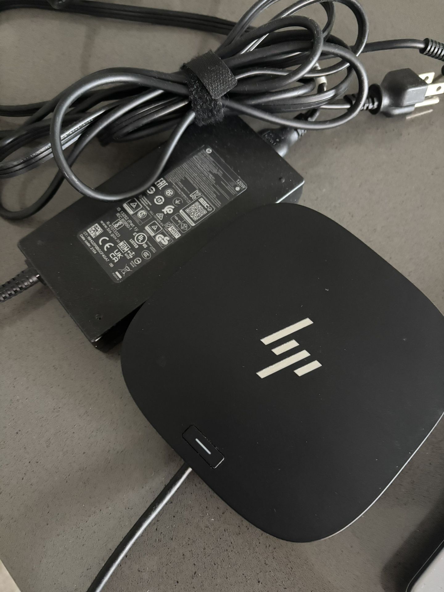 HP USB -C Dock G5