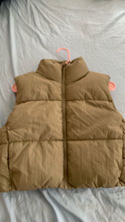 h&m, color military greenish, puffer jacket