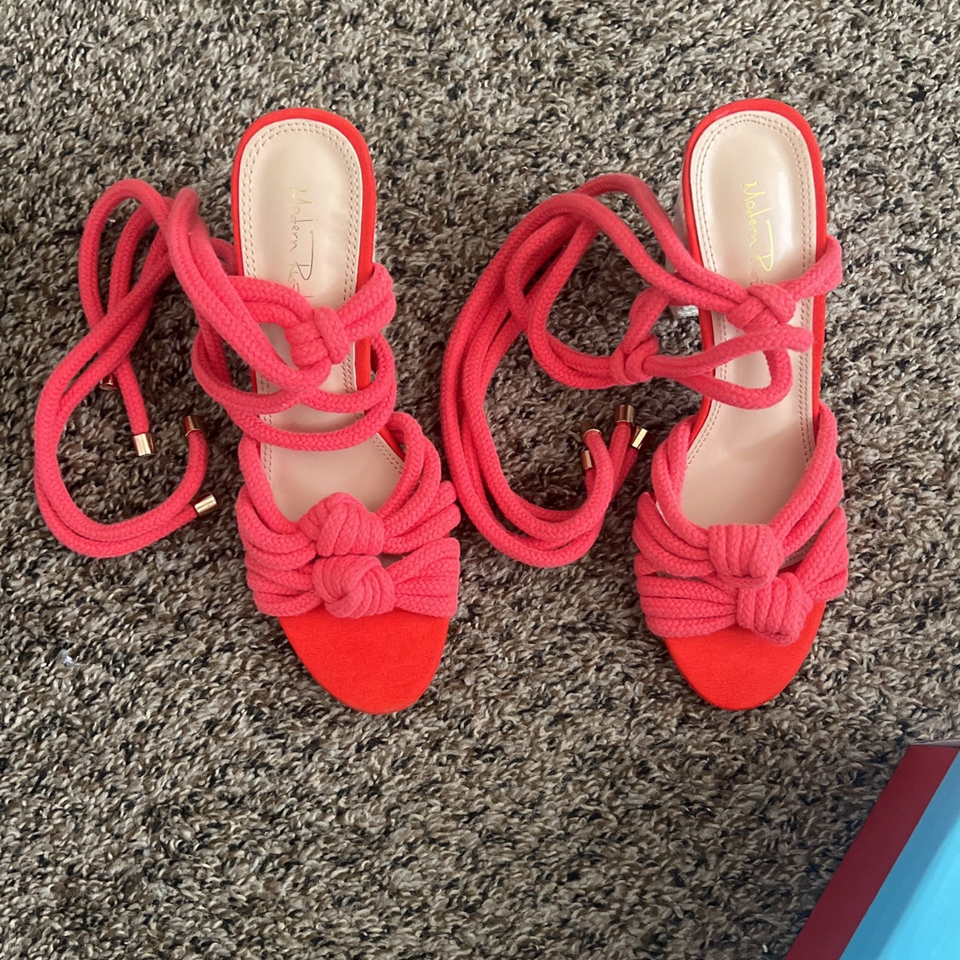 Sandal