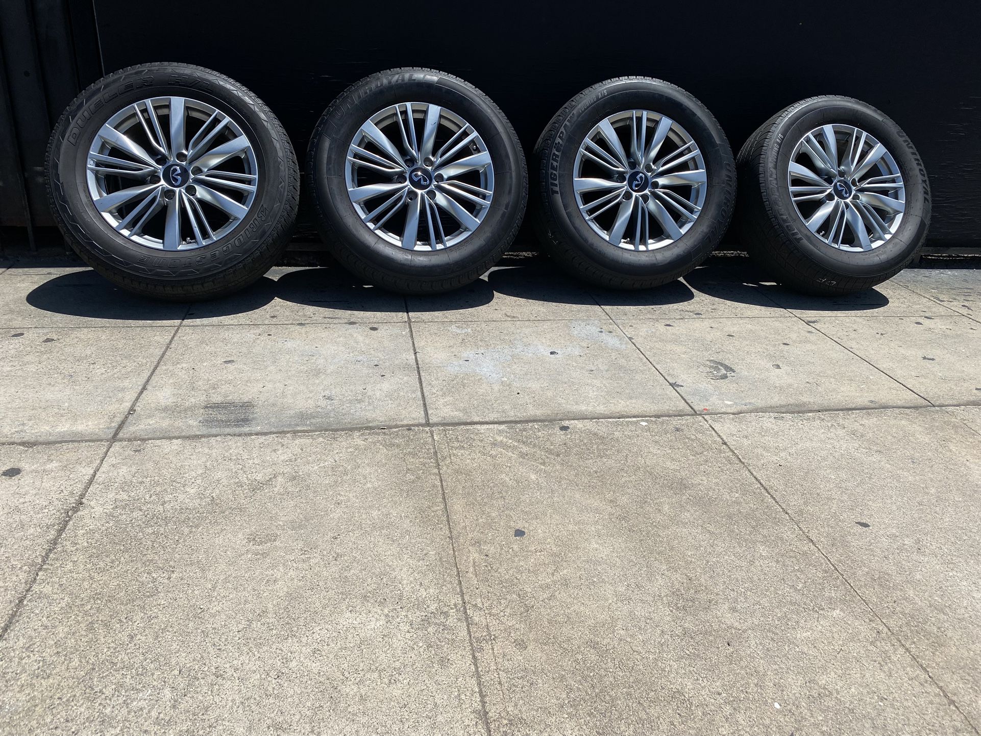 Set 20” Factory Infinity QX80 SUV Wheels 6x5.5, 275/60/20 Uniroyal ...