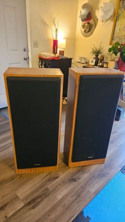 Vintage speaker Technics A51 Tower Floor Speakers