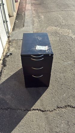 File Drawer With Lock