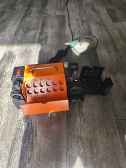 Drill bits sharpener