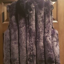 NWT Women's Faux Fur Reversable Vest Size M Thumbnail