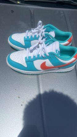 Dunks low