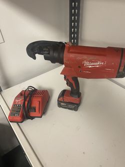 Milwaukee M18 Force Logic 12T Utility Crimper