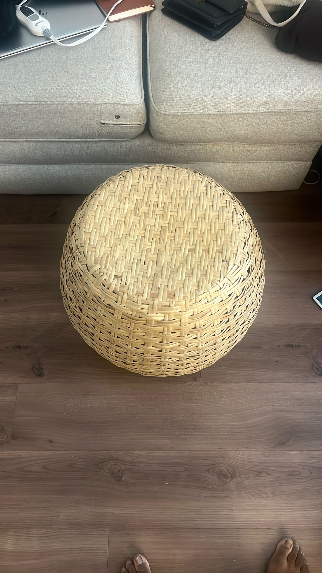 Natural ottoman 