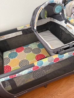 Baby trend pack and play like new