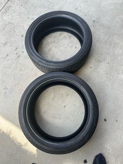 (2) 235 40 19 firestone tires