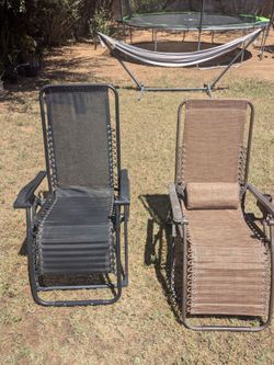 Zero gravity chairs