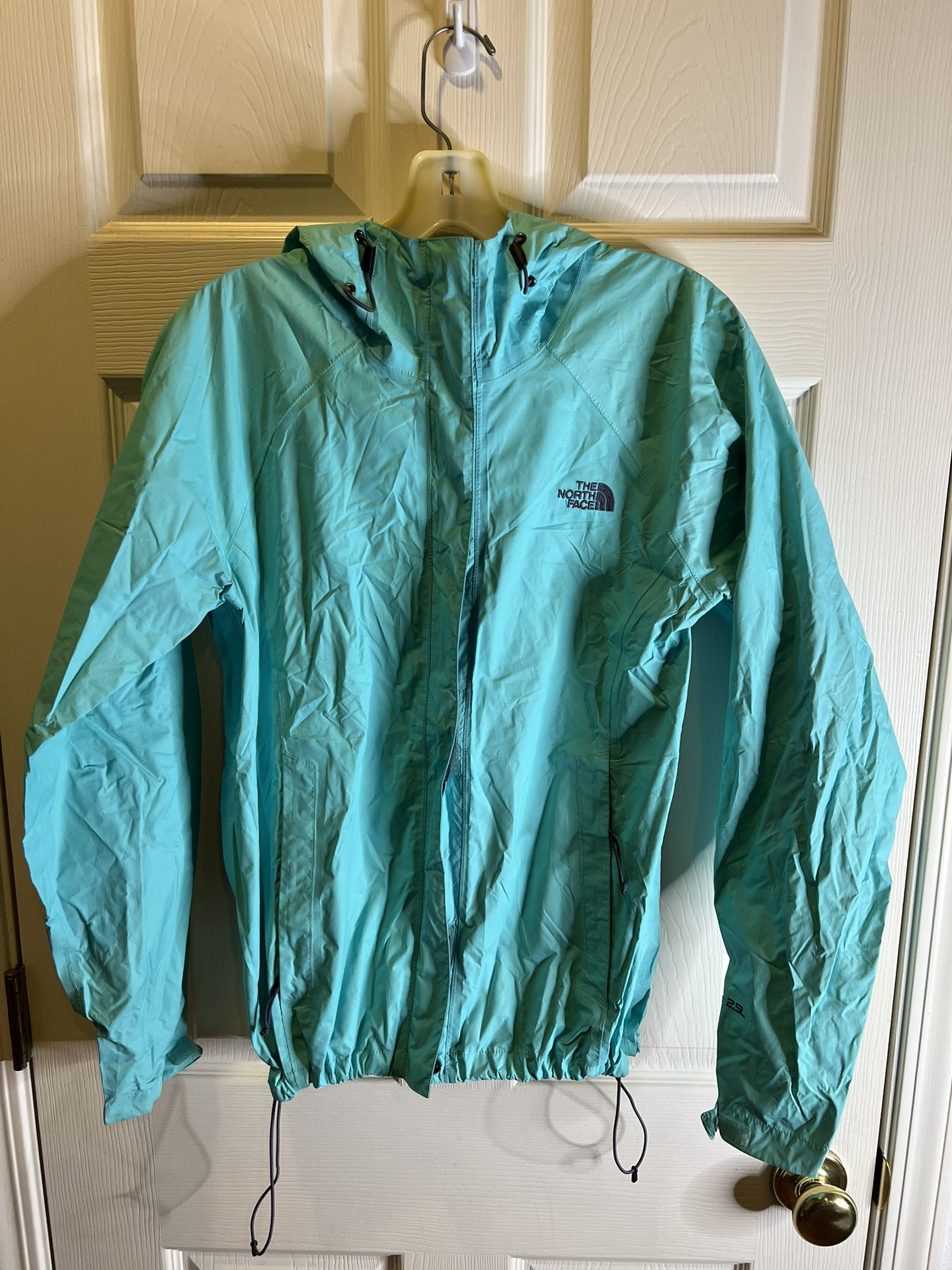 The North Face Blue HyVent 2.5L Full Zip Hooded Lightweight Rain
