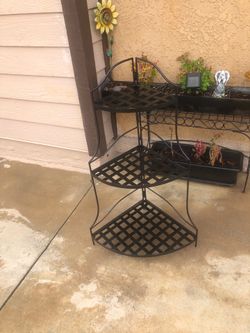 3-Tier plant Stand