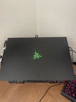 Razer Blade R18 -RTX 4080