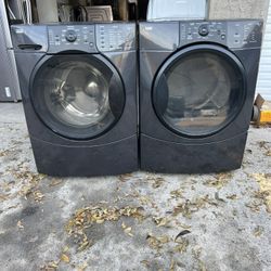 Kenmore Elite He3 washer and Dryer Set, With warranty 