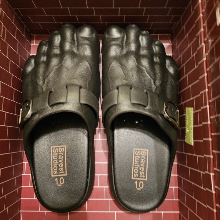 Bravest studios foot clog