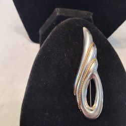 Sterling Silver W/ 14k Accent Rope Design Pin 