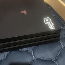 PS4 Pro 