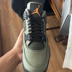 Ds Jordan 4 Undefeated 