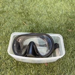 Hollis Dive Mask