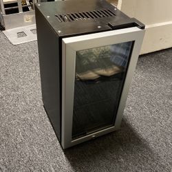 Mini Fridge 