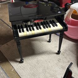 Melissa And Doug Toy Piano