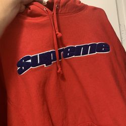 Supreme Hoodie