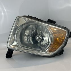 2003–2008 Honda Element Left Driver Side Headlight Assembly OEM – Sold As-Is