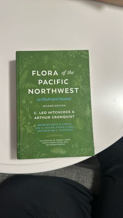 Flora of the Pacific Northwest 2nd Ed Illustrated Hardcover Hitchcock Cronquist