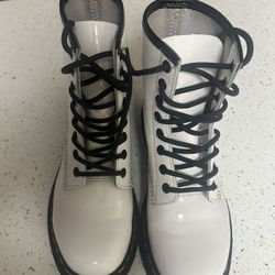 Dr Martens Combat  Boots White  Women's Size 7
