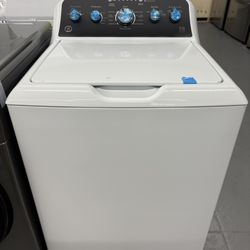 GE 4.5 cu. ft. Top Load Washer in White with Dual Action Agitator and Cold Plus, Sanitize with Oxi