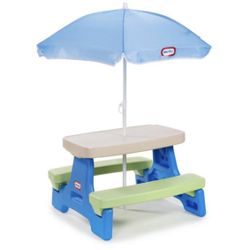 Little Tikes Outdoor Table with Umbrella 