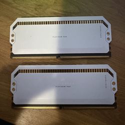Corsair Dominator DDR5 2x16gb 5600mt/s
