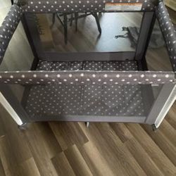 Baby Crib 