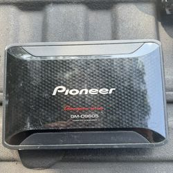 Pioneer GM-D9(contact info removed)W 5 Channel Car Amplifier 