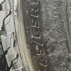 SET Tires BACK. CONTRY  245/65 R 17