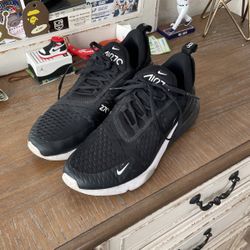 Nike Air 270
