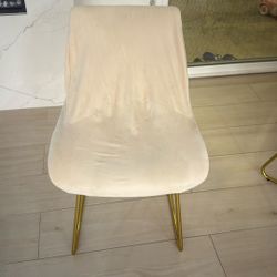 6 Kitchen table chairs