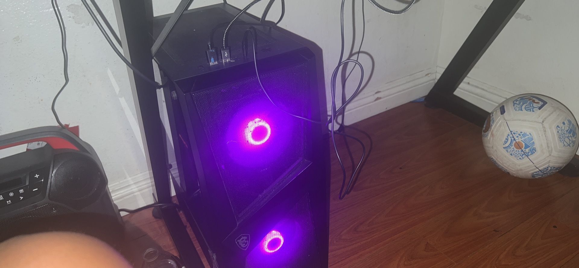 Gaming Pc And Gaming Monitor