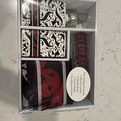 Shower Curtain And Ceramic Set 