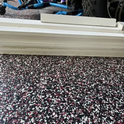 17 Feet Long Molding 