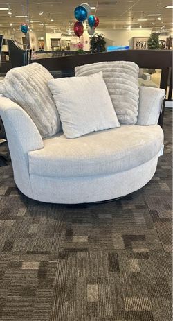 Oversized Round Swivel Accent Chair